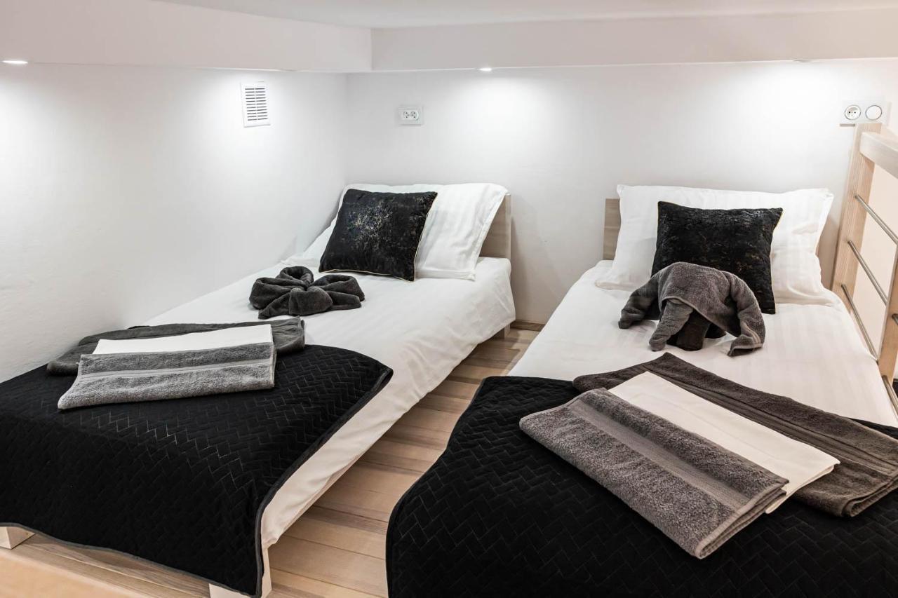 Old Cracow Apartment クラクフ エクステリア 写真